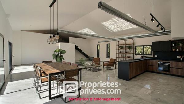 Superbe Maison Loft de 254 m2 4 Chambres Laudun- L'Ardoise