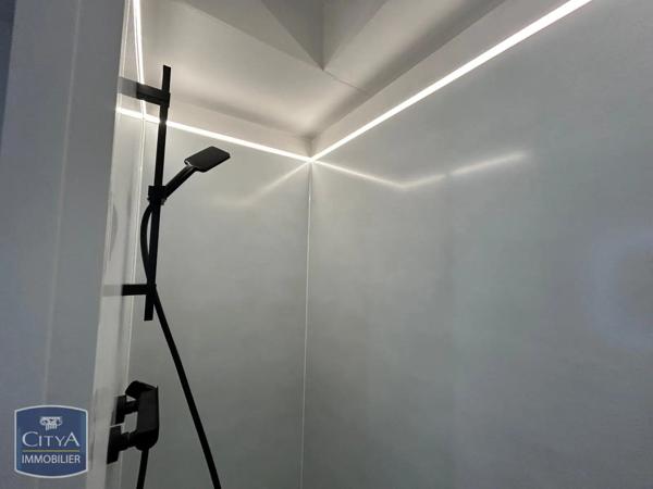 Appartement à louer 1 pièce 18.09m²