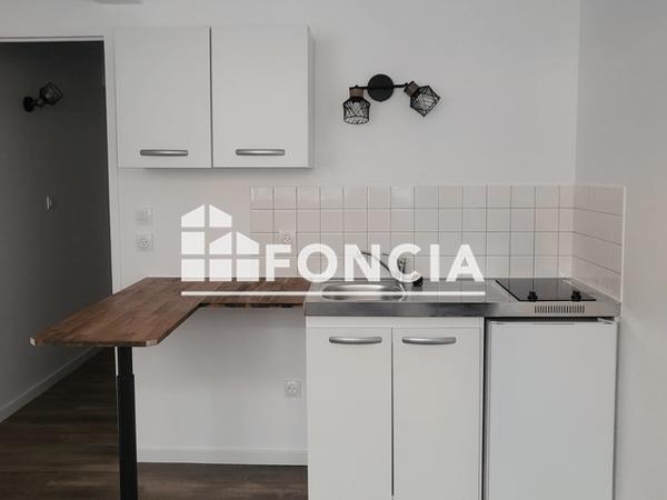 Location Studio 16.82 m² - 18 RUE BOSNIERES Caen 14000
