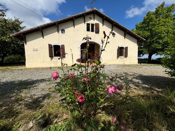 Maison traditionnelle 6 pièces à Tilh