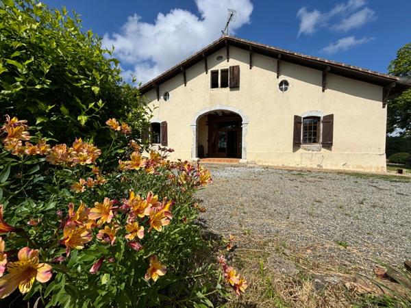 Maison traditionnelle 6 pièces à Tilh