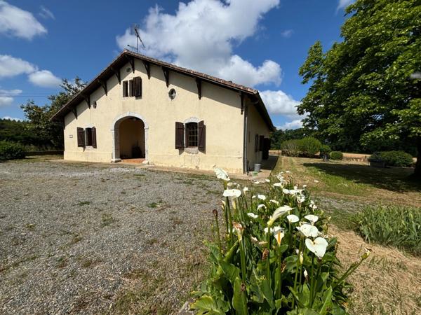 Maison traditionnelle 6 pièces à Tilh