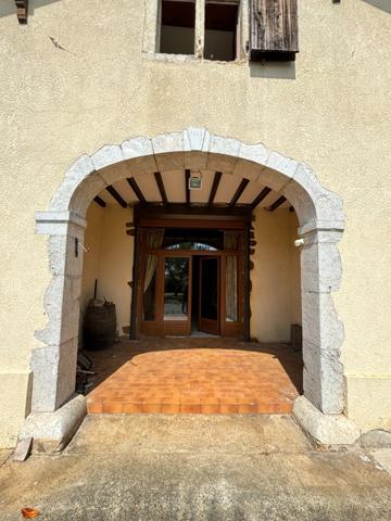 Maison traditionnelle 6 pièces à Tilh