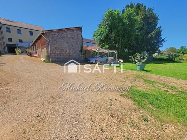 MONTCHANIN – Immeuble rénové + terrain constructible = Rentabilité & Potentiel