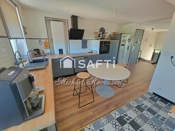 MONTCHANIN – Immeuble rénové + terrain constructible = Rentabilité & Potentiel