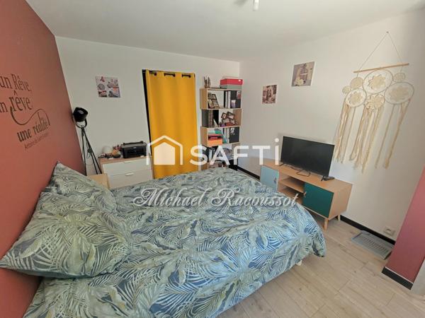 MONTCHANIN – Immeuble rénové + terrain constructible = Rentabilité & Potentiel