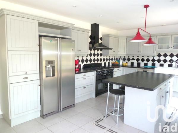 Maison à vendre 6 pièces 220 m² La Corne-en-Vexin