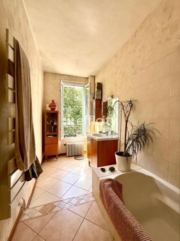 Maison 7 pièces - 130 m² Exclusivité efficity