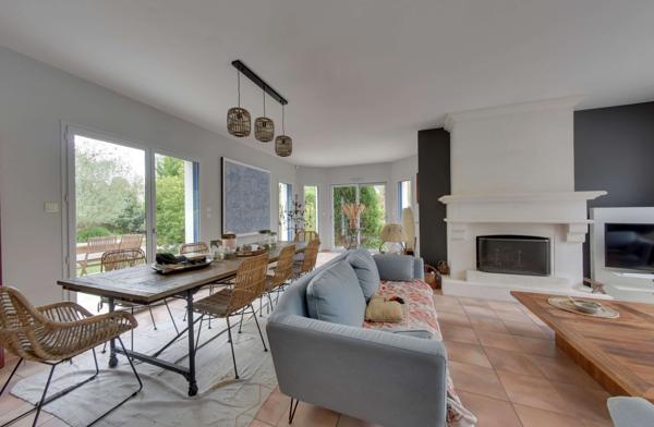 Maison contemporaine avec piscine et grand jardin à Saint-Malo
