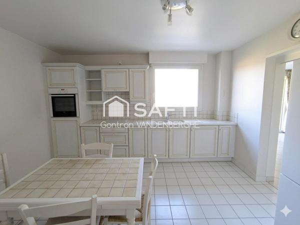 appartement lumineux 3 chambres et 2 balcons