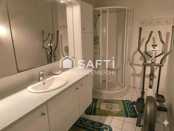 appartement lumineux 3 chambres et 2 balcons