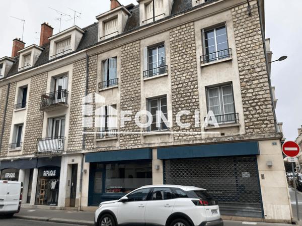 Location Appartement 3 pièces 53.16 m² - 13 RUE JULES FAVRE Tours 37000