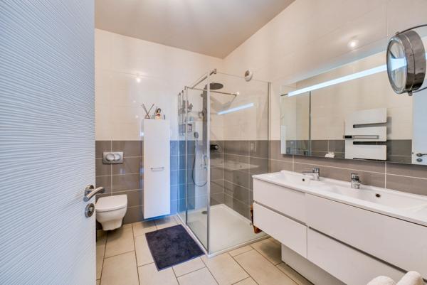 Appartement de standing avec terrasse d'exception – 3 chambres, 140 m² de terrasse