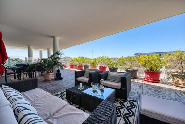 Appartement de standing avec terrasse d'exception – 3 chambres, 140 m² de terrasse