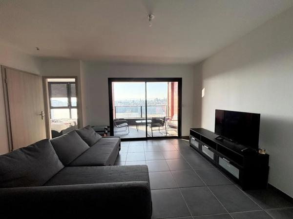 Appartement à louer 2 pièces 41.89m²