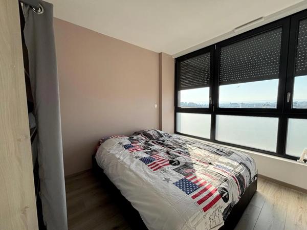 Appartement à louer 2 pièces 41.89m²