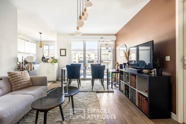 Dernier étage avec balcon sur cour dans le centre de Nogent