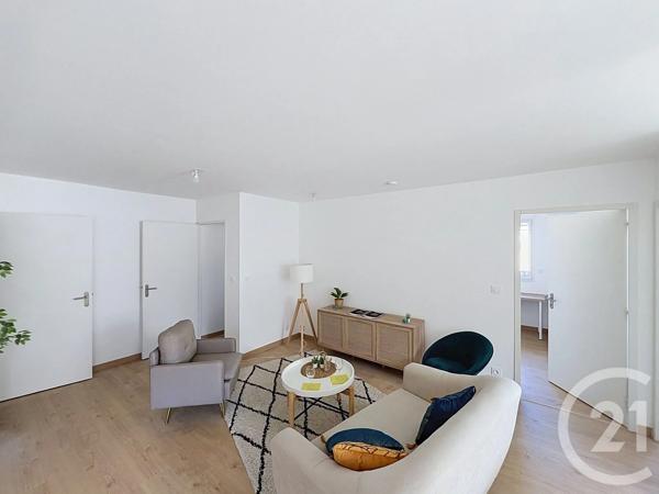 Appartement T3 à vendre  3 pièces - 70,40 m 2   ST JACQUES DE LA LANDE  - 35