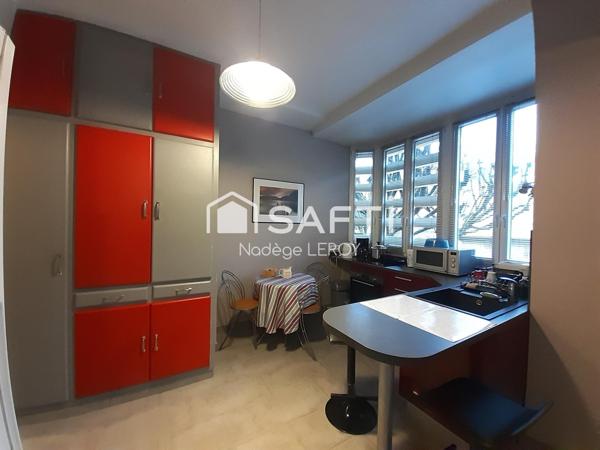 Rez-de-chaussée, centre-ville