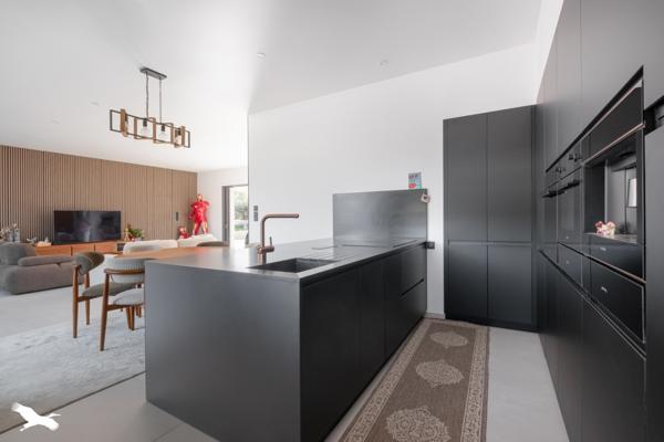 Maison à vendre 1 375 000 € Saint-Jean-de-Védas 6 p 212 m² DPE A