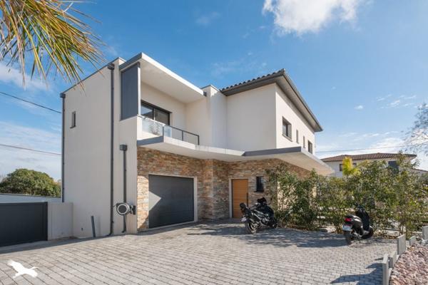 Maison à vendre 1 375 000 € Saint-Jean-de-Védas 6 p 212 m² DPE A