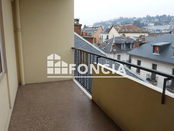 Location Appartement 2 pièces 57.6 m² - 10 RUE DU TEMPLE Aix Les Bains 73100