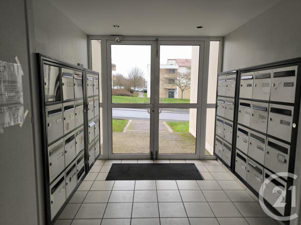 Appartement Studio à vendre  1 pièce - 24 m2 ST BENOIT - 86