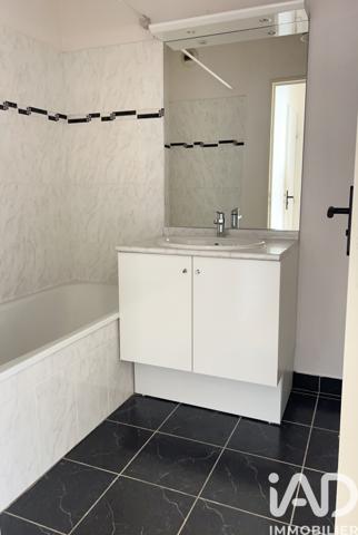 Appartement à vendre 3 pièces 73,09 m² Lyon 8