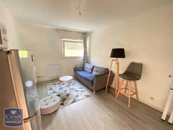 Appartement à louer 2 pièces 31.46m² Tours (37000)