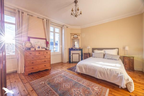 Maison à vendre |  Niort |  7 pièces | 142 m²