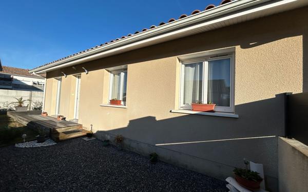 Maison à vendre    4 pièces •  Mios