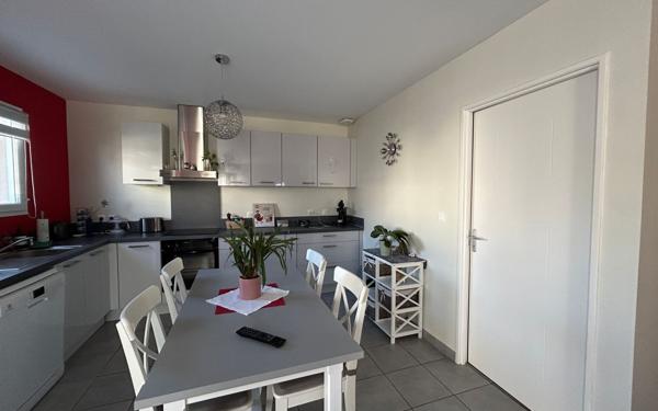 Maison à vendre    4 pièces •  Mios