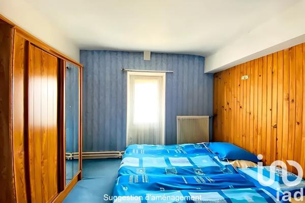 Maison 7 pièces de 142 m² à Corbeil-Essonnes (91100)