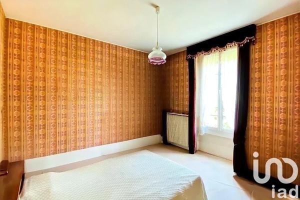 Maison 7 pièces de 142 m² à Corbeil-Essonnes (91100)