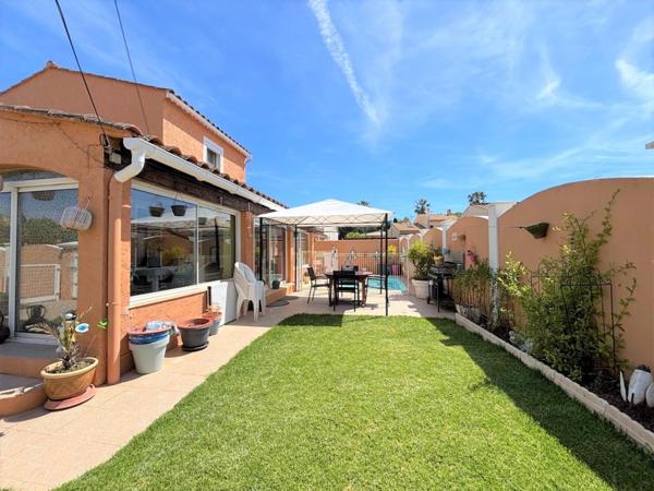 Maison 118 m², 3 chambres, Garage et piscine – À deux pas du centre