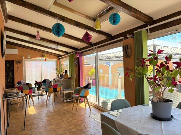 Maison 118 m², 3 chambres, Garage et piscine – À deux pas du centre