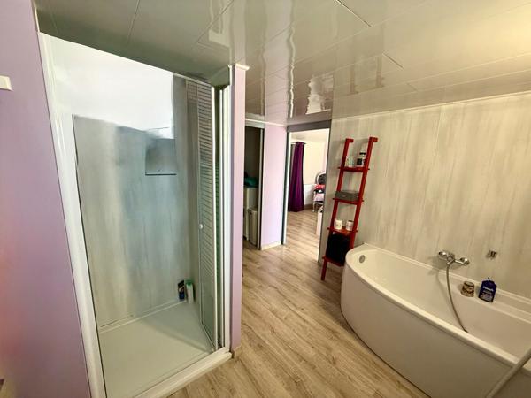 Maison 6 chambres L Huisserie