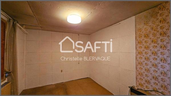 À VENDRE  MAISONNETTE  À RÉNOVER ENTIÈREMENT