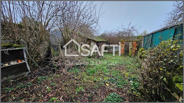 À VENDRE  MAISONNETTE  À RÉNOVER ENTIÈREMENT