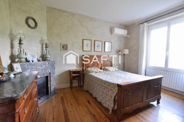 Albinque, maison de charme, 4 chambres, garage, jardin