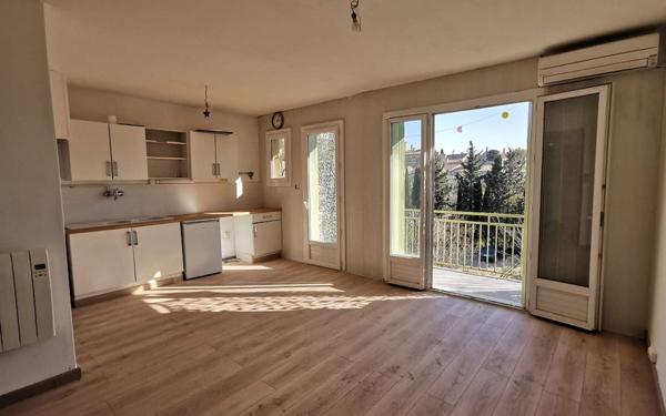 Appartement à louer    2 pièces •  Villeneuve-lès-Avignon