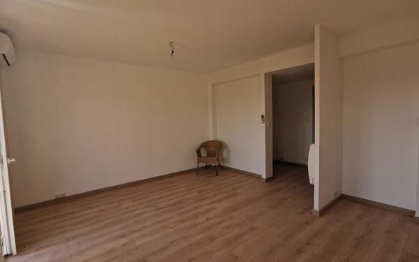 Appartement à louer    2 pièces •  Villeneuve-lès-Avignon