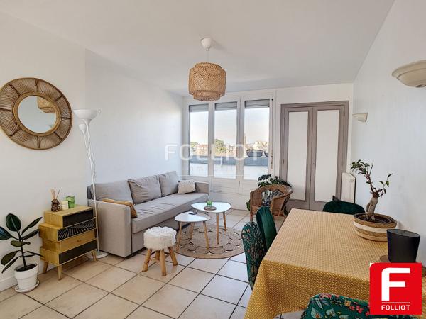 Appartement F2 meublé - BAYEUX