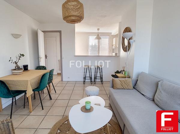 Appartement F2 meublé - BAYEUX