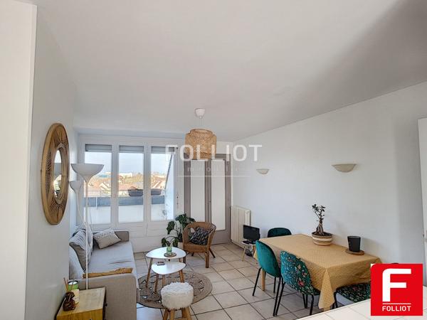 Appartement F2 meublé - BAYEUX