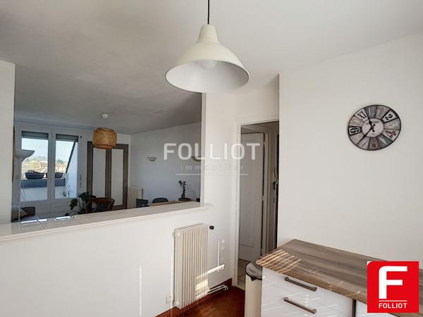 Appartement F2 meublé - BAYEUX