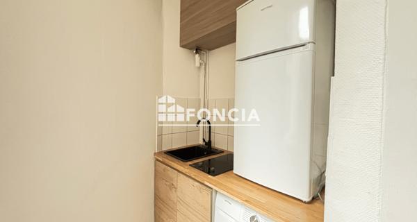 Location Appartement meublé 2 pièces 33.03 m² - Paris 75009