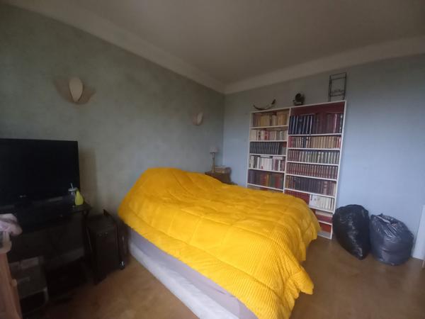 Maison  8 pièce(s)  4 chambre(s)  183 m²