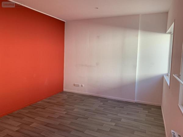 Bureaux à louer à Arras dans le Pas-de-Calais (62000), ref : 62135-L891   
Hyper-centre