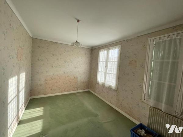 A VENDRE - MAISON - COSSE LE VIVIEN 